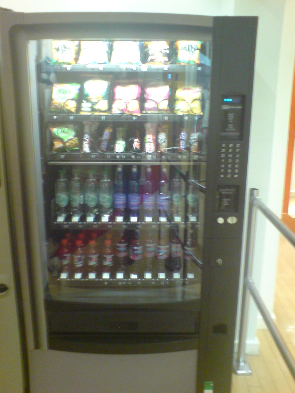 Pure Foods Systems Used Vending & Coffee Machines Special Offers